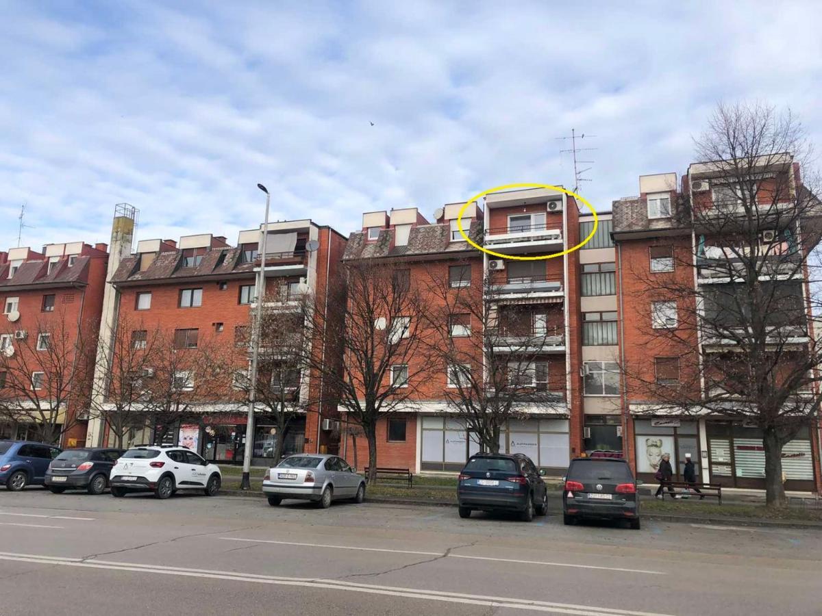 Studio Apartman Mia 茹帕尼亚 外观 照片