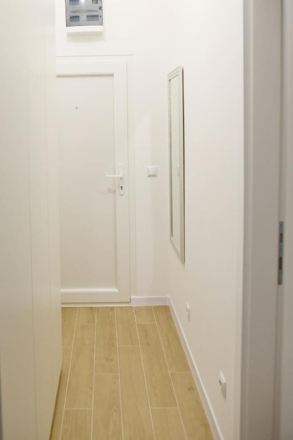 Studio Apartman Mia 茹帕尼亚 外观 照片